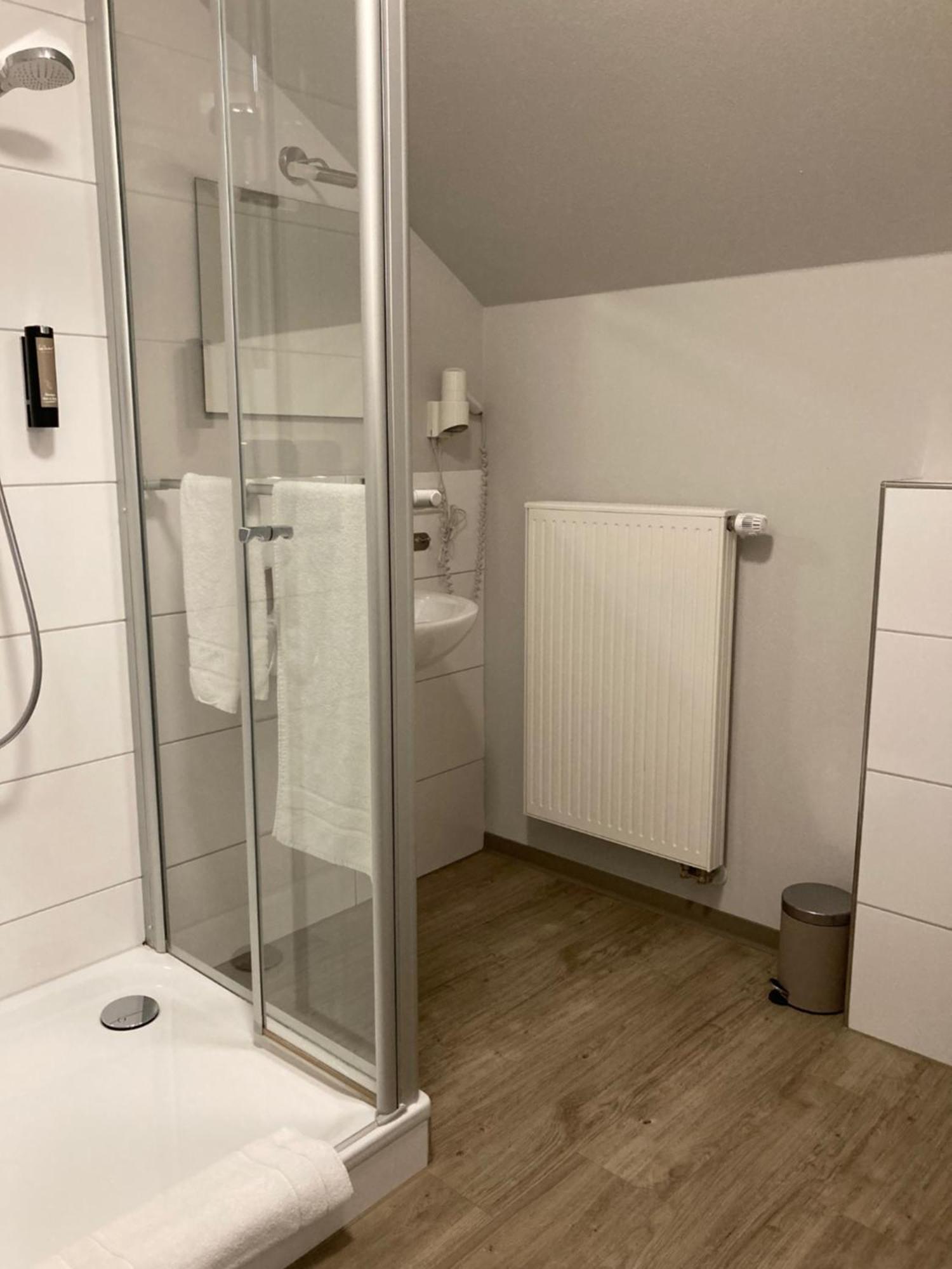 Das Singold Hotel Mit Highspeed Wlan Und Digitalem Schluessel Schwabmunchen Buitenkant foto