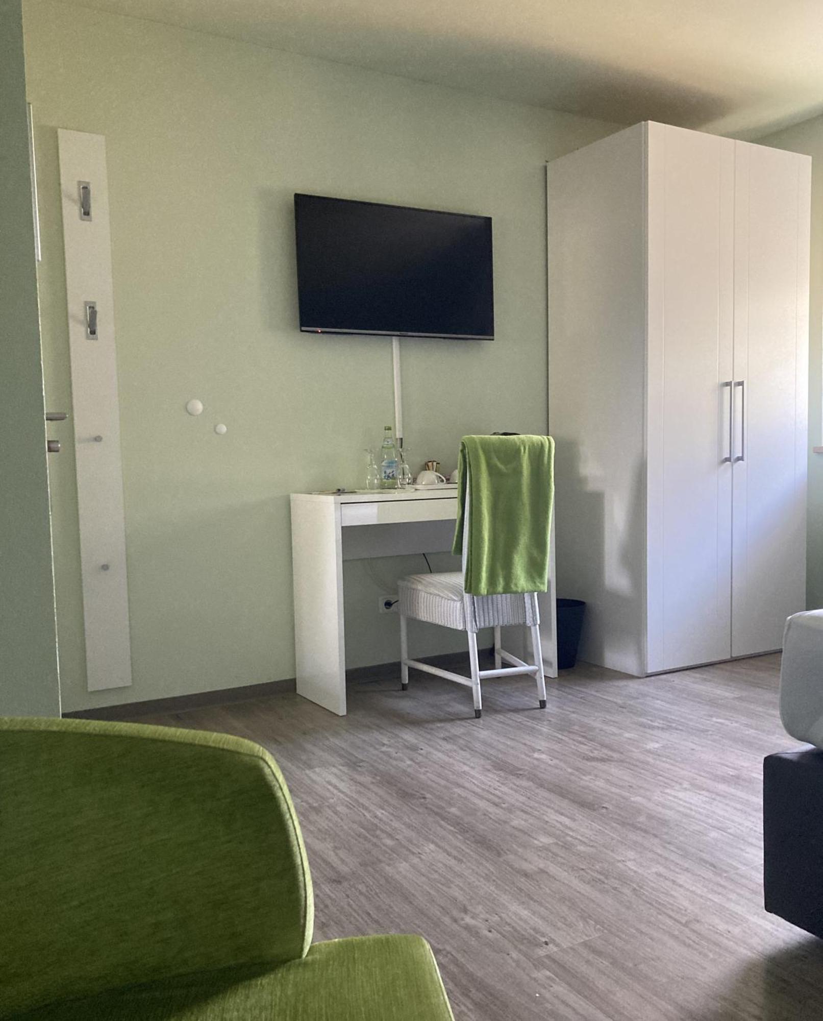 Das Singold Hotel Mit Highspeed Wlan Und Digitalem Schluessel Schwabmunchen Buitenkant foto